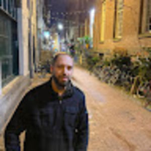 Meet your Posher, James